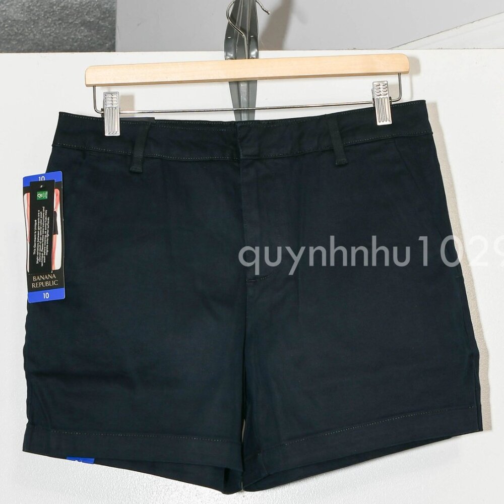 Banana Republic Ladies' Chino Short - Picture 2 of 7